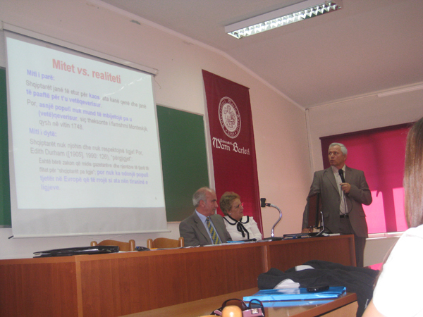 Simpoziumi i Organizuar me temë, "NëNë TEREZA & SHQIPTARëT" në Universitetin "Barleti"