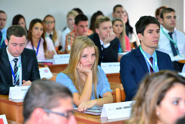 Aktivitetit MEU Albania 2012 - International Event Tiranë