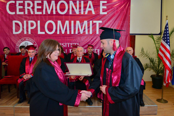 Ceremonia e diplomimit për vitin akademik 2011 - 2012
