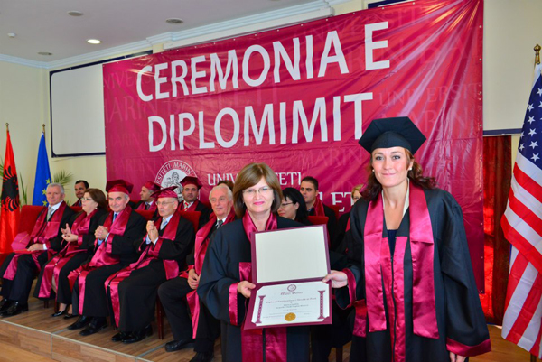 Ceremonia e diplomimit për vitin akademik 2011 - 2012