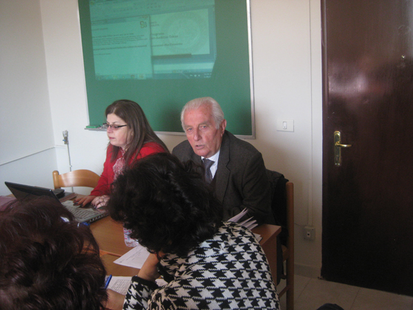 Tryezë e rrumbullakët nga Fakulteti i Ekonomisë dhe Financës në Universitetin "Barleti".