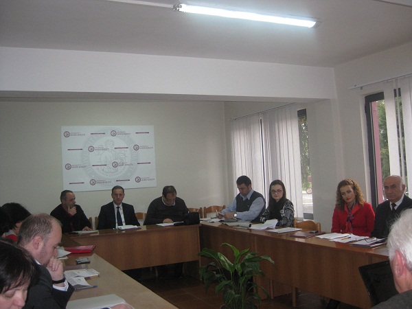 Tryezë e rrumbullakët në lidhje me hapjen e programit të ri mësimor në: Financë, Bankë, dhe Sigurime