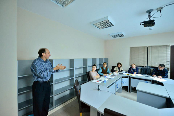 Universiteti Clemson në bashkëpunim me Univ. "Barleti"