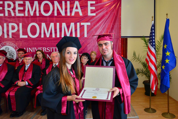 Ceremonia e diplomimit për vitin akademik 2011 - 2012
