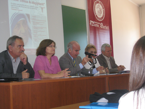 Simpoziumi i Organizuar me temë, "NëNë TEREZA & SHQIPTARëT" në Universitetin "Barleti"