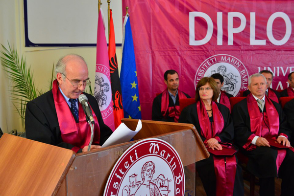 Ceremonia e diplomimit për vitin akademik 2011 - 2012