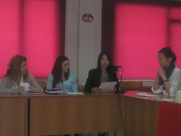 Forum studentor me teme: "Shteti në këndvështrimin e klasikëve dhe 100 vjetori i pavarësisë së shtetit shqiptar"