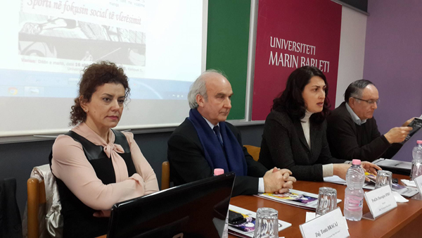 Promovimi i librit të parë me vizatime Manga" në "Universiteti Barleti"