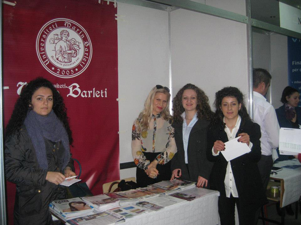 Zyra e Karrierës dhe studentët e UB-së morën pjesë në panairin e punës "Dita e Karrierës"