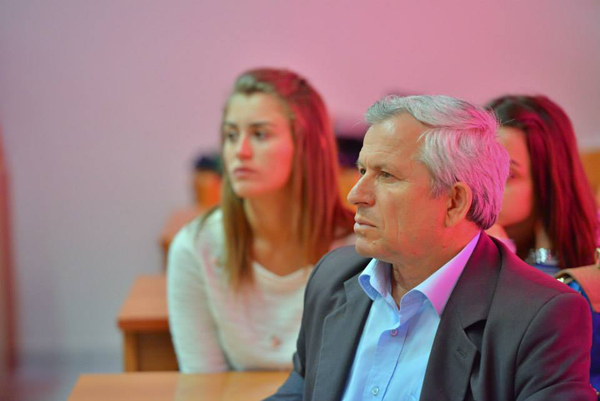 Leksione të hapura me temë: E Djathta Fetare në SHBA.