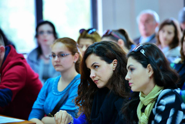 Leksion i hapur me temë "Taksa Progresive vs Taksa e sheshtë".