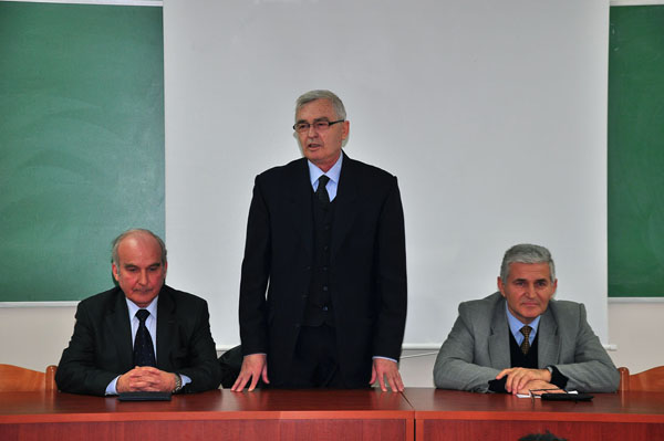 Universiteti Barleti prezanton rektorin e ri, Prof. Marenglen Spiro