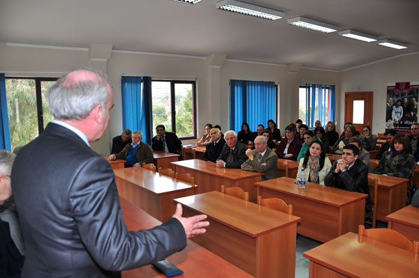 Universiteti Barleti prezanton rektorin e ri, Prof. Marenglen Spiro
