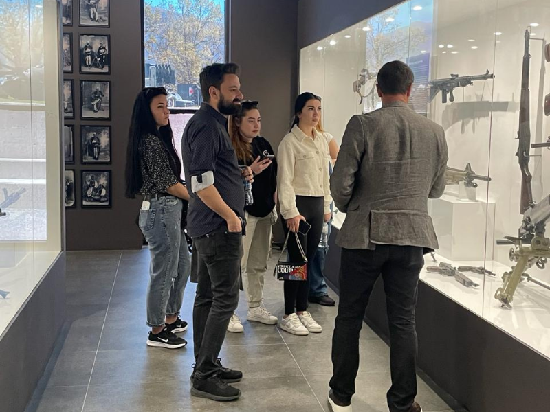 Vizitë tek Muzeu i Forcave të Armatosura