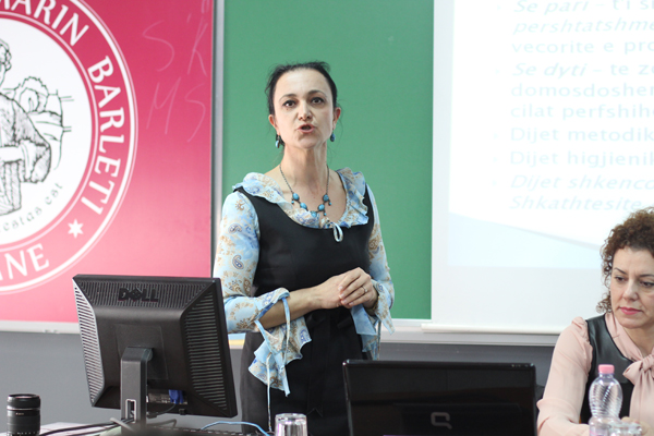 Promovimi i librit të parë me vizatime Manga" në "Universiteti Barleti"