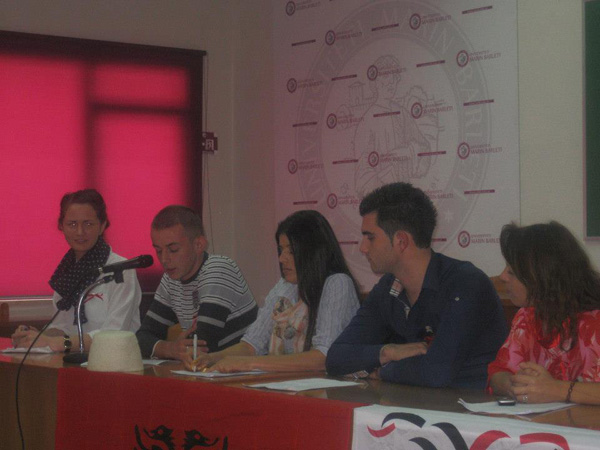 Forum studentor me teme: "Shteti në këndvështrimin e klasikëve dhe 100 vjetori i pavarësisë së shtetit shqiptar"