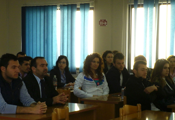 Leksion i hapur: Sfidat e Integrimit të Shqipërisë në Bashkimin Evropian