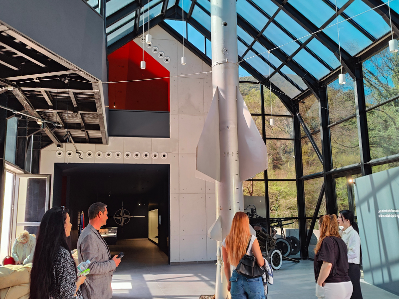 Vizitë tek Muzeu i Forcave të Armatosura