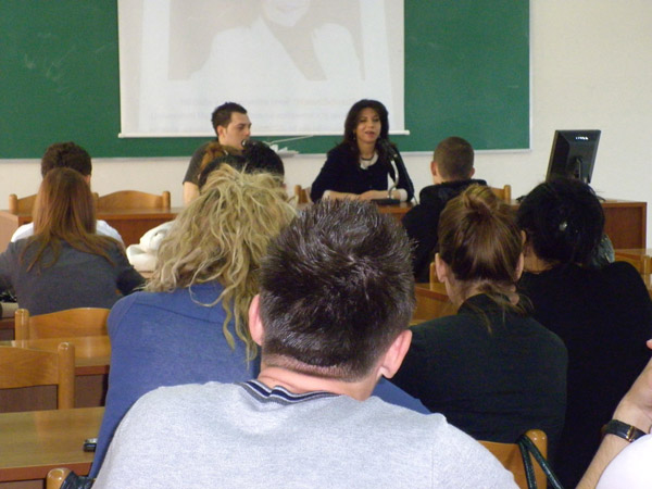 Rudina Xhunga në Universitetin Barleti