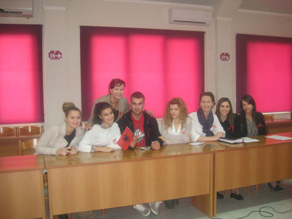 Forum studentor me teme: "Shteti në këndvështrimin e klasikëve dhe 100 vjetori i pavarësisë së shtetit shqiptar"