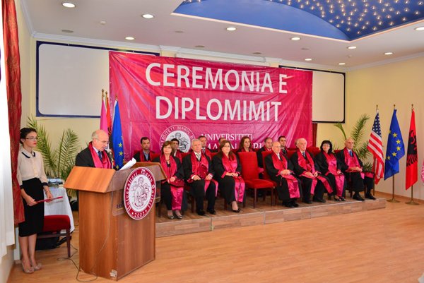 Ceremonia e diplomimit për vitin akademik 2011 - 2012