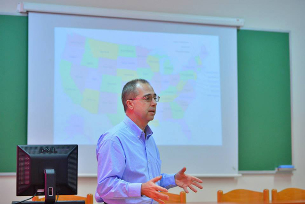 Leksione të hapura me temë: E Djathta Fetare në SHBA.