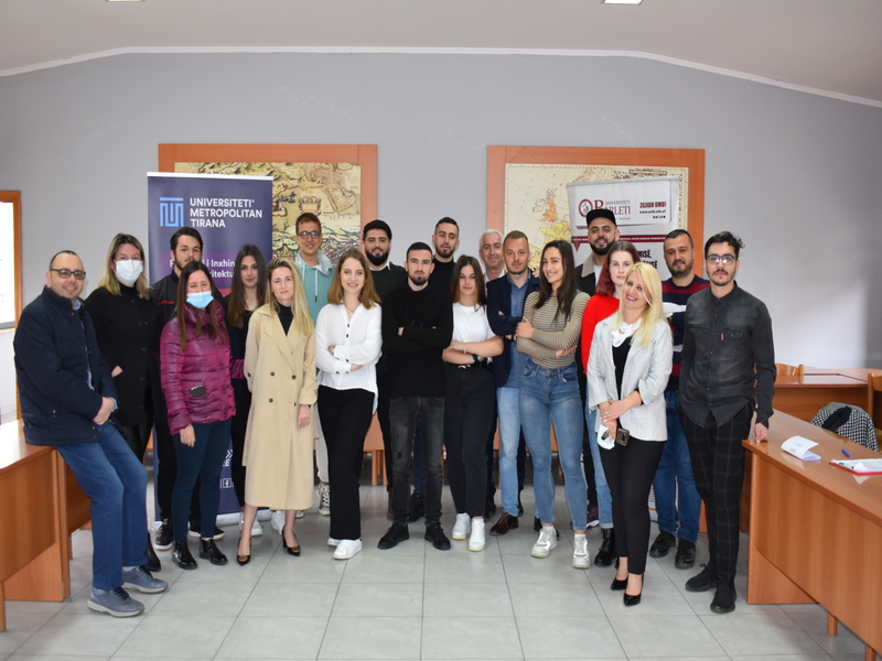 Debat Ndëruniversitar Barleti vs Metropolitani