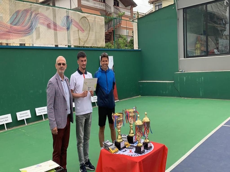 Kampionati i parë Universitar i Tenisit