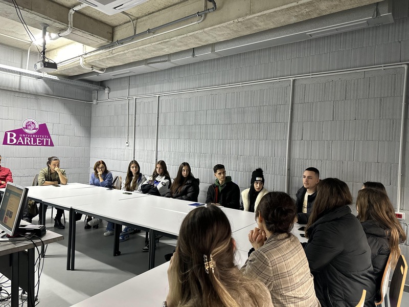 Impakti i zhvillimit teknologjik në jetën e përditshme