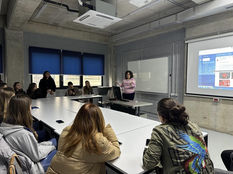 Impakti i zhvillimit teknologjik në jetën e përditshme
