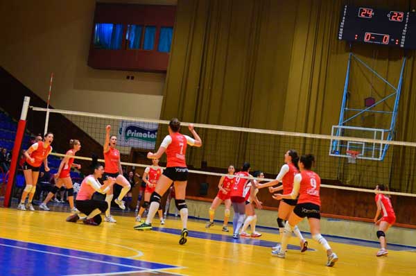 Barleti Volej është kampione e Shqipërisë në volejbollin e femrave për sezonin 2013-2014