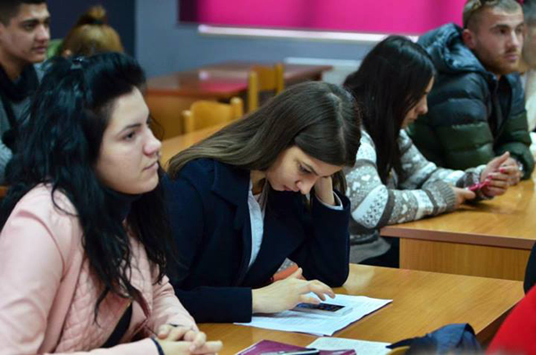FORUMI BARLETI: SMART CITY Në KONCEPTIN ITALIAN - AMBASADORI GAIANI Në UB