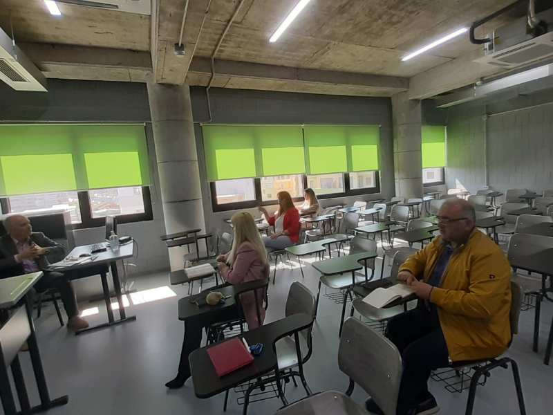 Akreditimi i Programeve të Studimit në Universitetin 