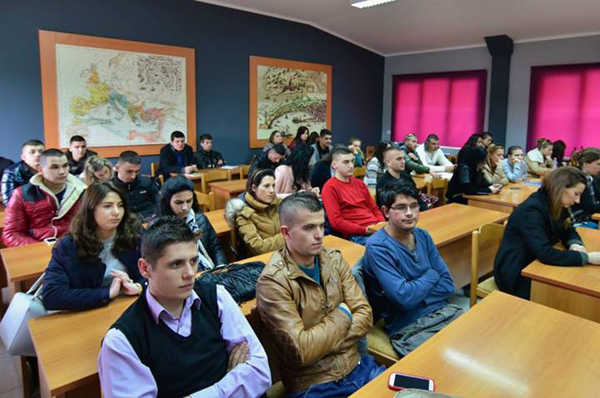 FORUMI BARLETI: SMART CITY Në KONCEPTIN ITALIAN - AMBASADORI GAIANI Në UB