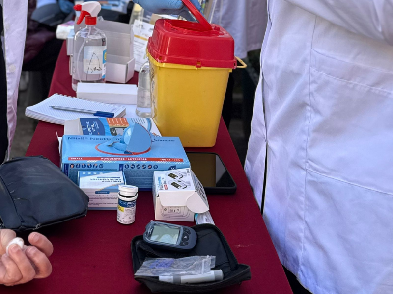 Nga auditorët në komunitet: Studentët e Infermierisë Barleti në veprim