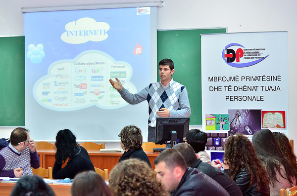 Panel ndërgjegjësues rreth mbrojtjes së të dhënave personale në universitetin 