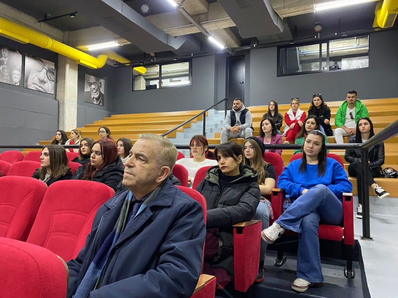 Leksion i hapur me temën: “Çfarë është talasemia dhe pse talasemikët kanë nevojë për gjak” me prof. dr. Eleni Nastas.