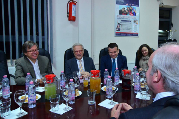 Hannes Swoboda – Bisedë e hapur me studentët rreth integrimit të Shqipërisë në BE dhe sfidat përpara.