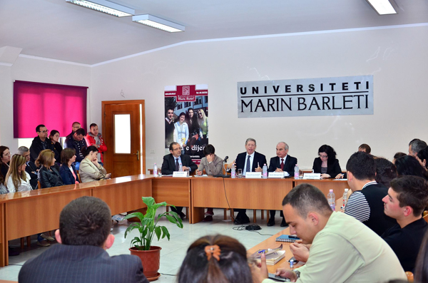 Ambasadori Italian në UB