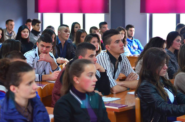Trajnim me Gjimnazin "Elez Isuf Ndreu"