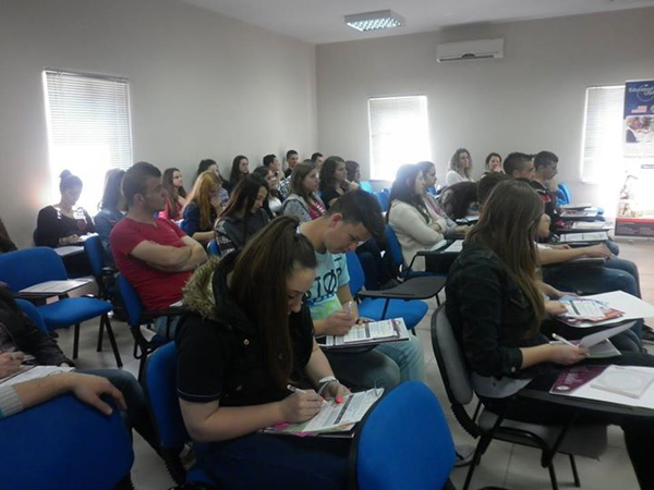 Trajnim me Shkollën e Mesme e Përgjithshme "Ismail Qemali"
