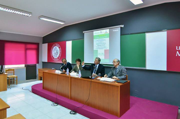FORUMI BARLETI: SMART CITY Në KONCEPTIN ITALIAN - AMBASADORI GAIANI Në UB