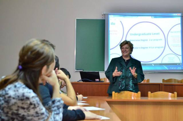EdUSA Albania organizon javën dedikuar studentëve ndërkombëtarë