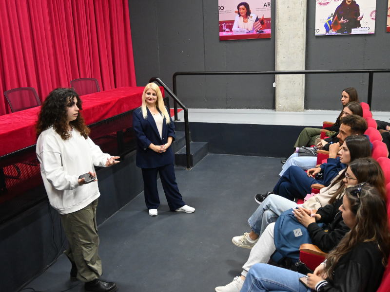 Qeveria Studentore Barleti