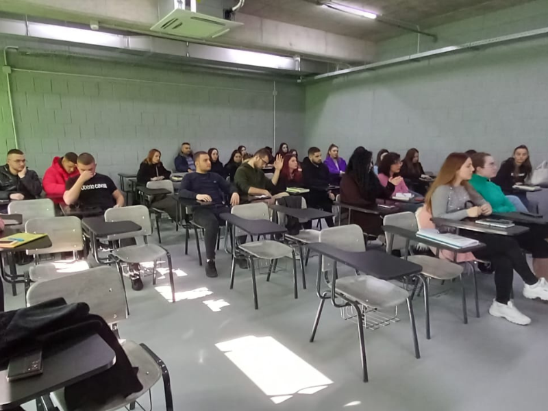 Seminar me temë “Dhuna në Familje”