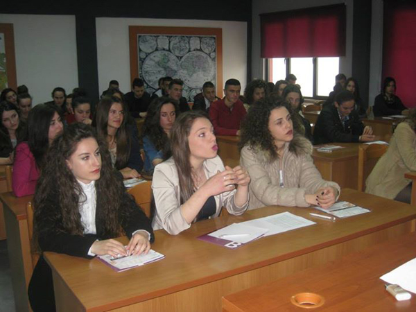 Trajnim me shkollën e mesme "Gramoz Palushi" Kamëz