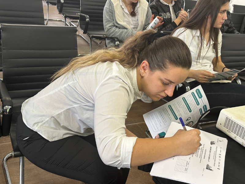 Filluan trajnimet profesionale në “Shërbime në Mikpritje dhe Hoteleri” në Lezhë! 