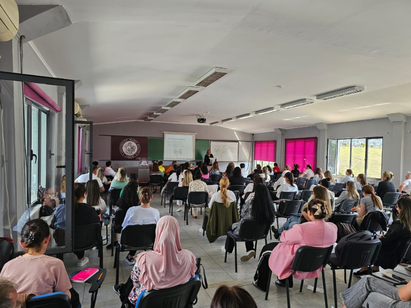 “Të Nxënët e Personalizuar dhe Gjithëpërfshirja në Arsim” – Orë e Hapur me Studentët e Masterit Profesional