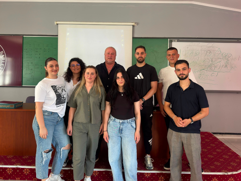 36 studentë të Masterit Shkencor në 