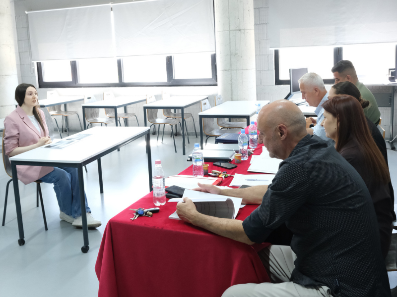Diplomimi i studentëve të Programit të Integruar të Studimeve në Drejtësi dhe programeve 
